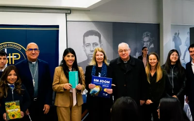 Inteligencia artificial, ética y futuro: estudiantes del Colegio Eliodoro Matte Ossa dialogaron con la ministra de Ciencia y el cardenal Fernando Chomalí